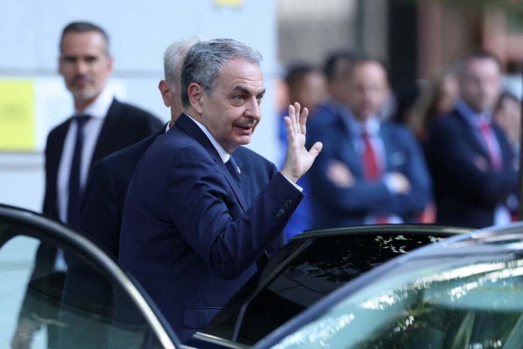 De Rajoy y Suárez como testigos ante la justicia a Zapatero como investigado.