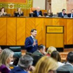 Cómo se desarrollará el pleno de investidura de Juanma Moreno en Andalucía.